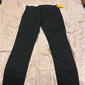 NWT- H&M Black Skinny Jeans for Women